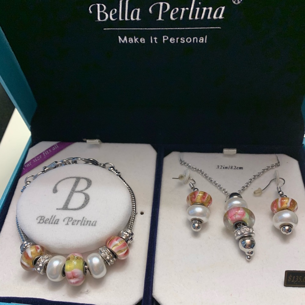 Bella Perlina Jewelry Set